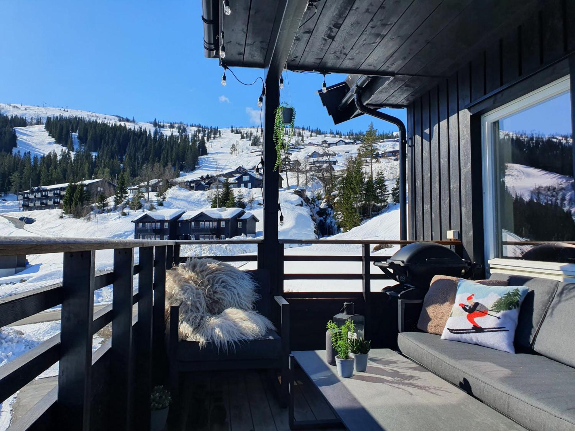Voss Bavallstunet * Skulestadmo